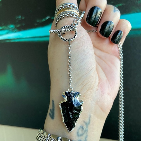 Black obsidian arrow gemstone Y shape toggle clasp in front lariat necklace - Picture 9 of 12